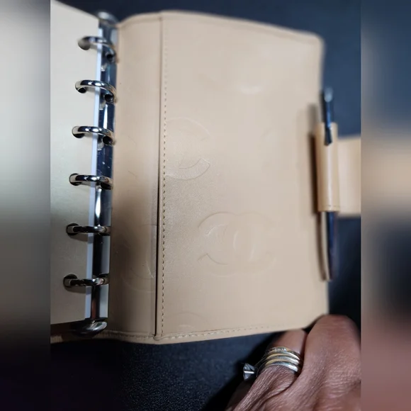Chanel FLASH FINAL SALE - Cream Cambon Agenda PM /Wallet PRICE is FIRM - Picture 10 of 12